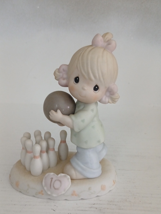 Precious Moments Other - Precious Moments Little Bowler Growing In grace 10